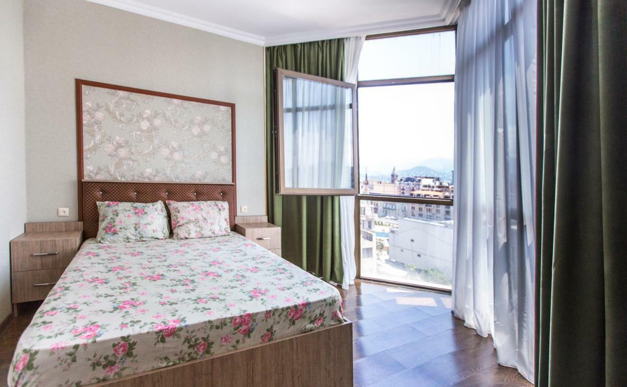 Apartament On Rustaveli 바투미 외부 사진